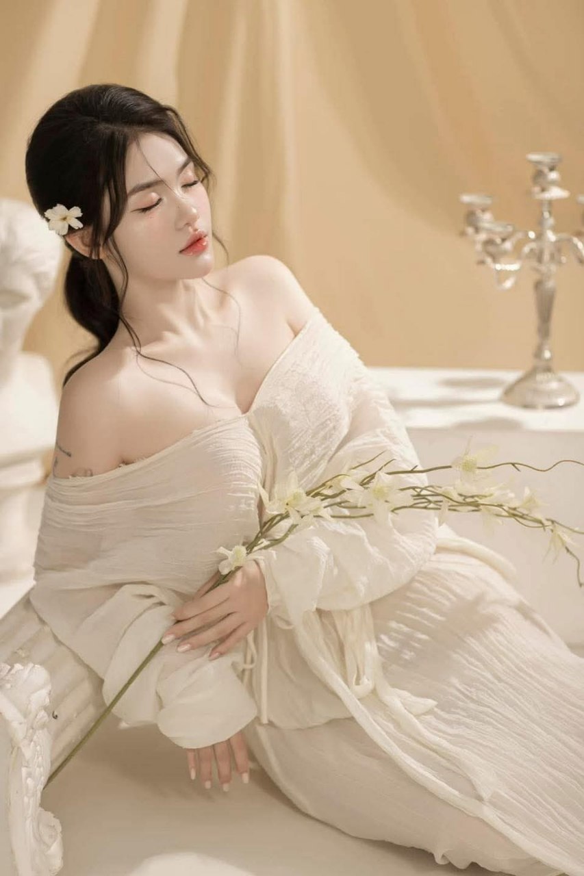 Bắn tinh đầy lồn con dâu để sớm có cháu bồng